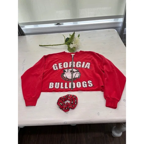 Hanes Georgia Bulldogs Cropped Sweatshirt with hair Scrunchie - Picture 1 of 7